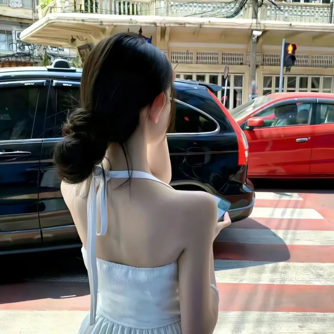 在相亲节目上闪婚五十岁霸总